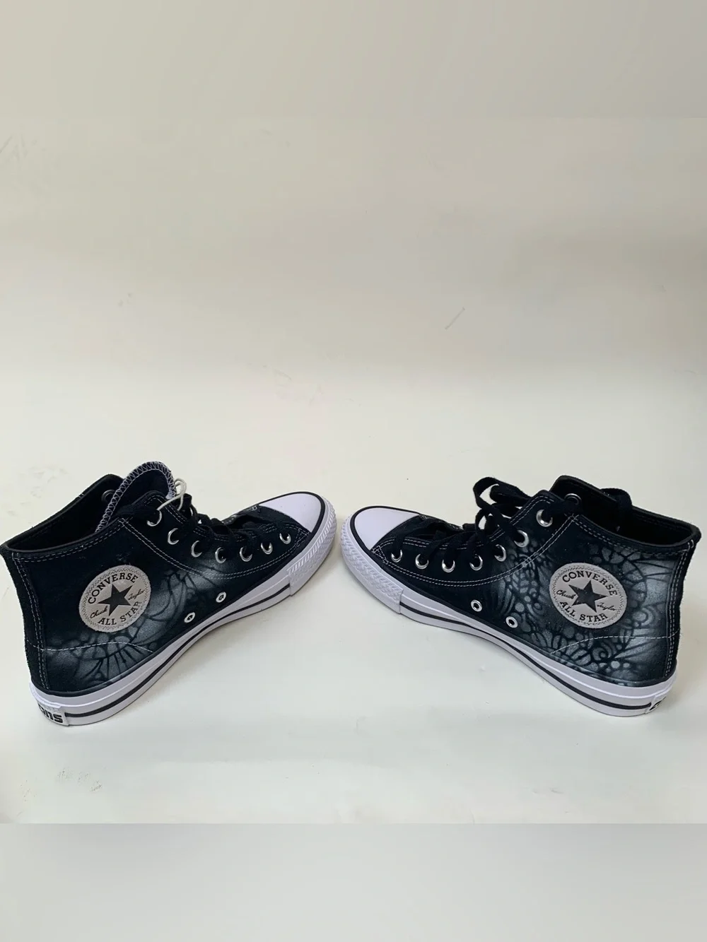 Converse All Star CTAS Pro Hi Black Custom Paint Los Angeles Butterfly Women’s 8